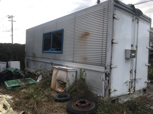 4トンウイング 倉庫 車庫 事務所 窓付！！