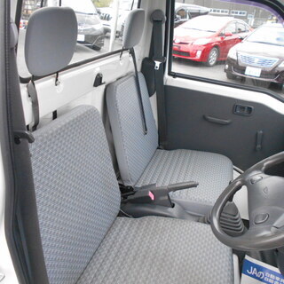 平成１９年式　ハイゼットトラック　S210P　エアコン　パワステ　４ＷＤ　車検2年付の画像