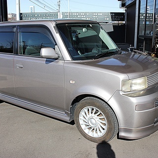 トヨタ　bB　1.3S　Wバージョン　ワンオーナー　車検整備付き　清掃済の画像