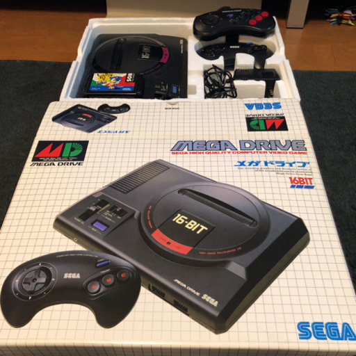 MEGADRIVE SEGA セガメガドライブ本体とソフト一本のセット。箱入りです。