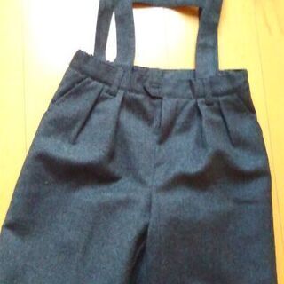 子供服　ズボン　半ズボン　１２０～１４０㎝？