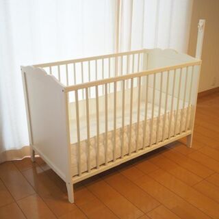 IKEA ベビーベッド　HENSVIK　及び　関連品一式