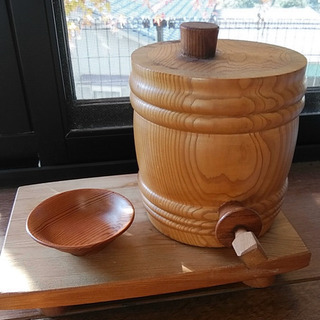 尾久杉の酒樽です。