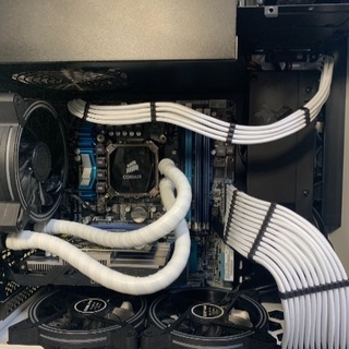 水冷 自作 ゲーミングパソコン
