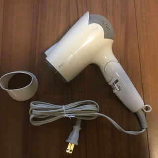 値下げしました！パナソニックのドライヤーです。（難あり）の画像