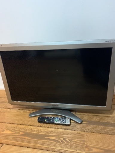 シャープ　AQUOS テレビ　32型