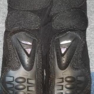 スノーボード　ケツパッド