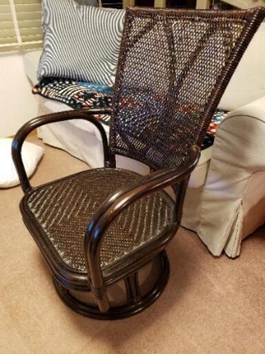 [美品]アジアンテイスト ラタン回転椅子