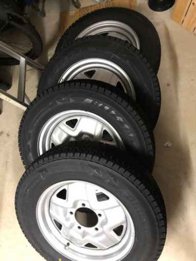 新型ジムニーにも！純正スチールホイールとブリジストンスタッドレス
