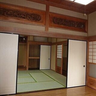 ★契約金0円★0円で契約できます★審査等ご相談ください★メゾネットタイプ★150㎡越えの広いお部屋★敷地内駐車場★トイレ2ヵ所★お風呂トイレ別★L字型システムキッチン★室内洗濯機置場★三崎口駅バス8分★ - 賃貸（マンション/一戸建て）