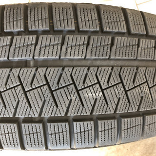 スタッドレスタイヤ　17インチSTIホイール付 4本セットの画像