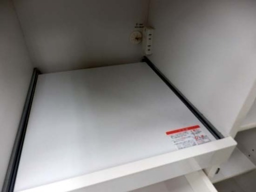 PayPay対応 ミドルレンジボード 白 鏡面 幅70 コンパクト 食器棚 ラック キャビネット 高さ96㎝ ガラス扉 スライド棚 引