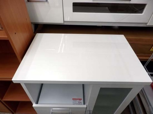 PayPay対応 ミドルレンジボード 白 鏡面 幅70 コンパクト 食器棚 ラック キャビネット 高さ96㎝ ガラス扉 スライド棚 引