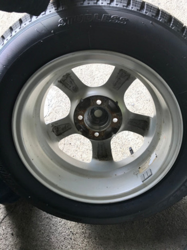 スタッドレスタイヤ(175/65R14) 商談中