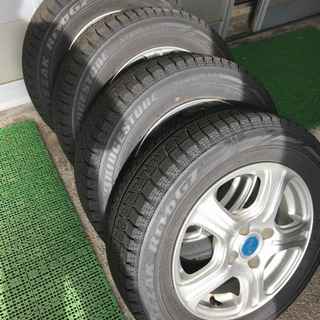 スタッドレスタイヤ(175/65R14) 商談中の画像