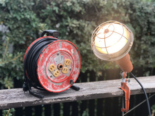 中古 ドラム30mと屋外投光器セットで大特価！