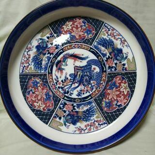 時代を感じさせる品物です。