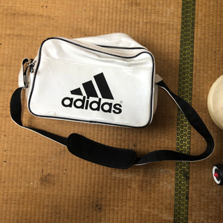 アディダス スポーツバッグ