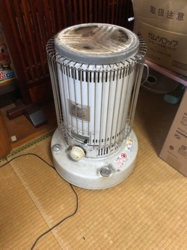トヨトミ製 石油ストーブ