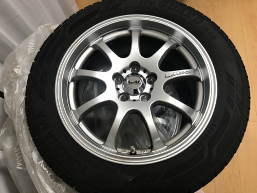 スタッドレスタイヤ　ホイール付き　4本