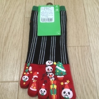 【新品】5本指ソックス クリスマス柄🎄 23〜25㎝の画像