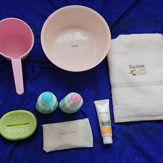 風呂セット　ピンク　手桶＆洗面器　旧花王メリットシャンプーリンス...