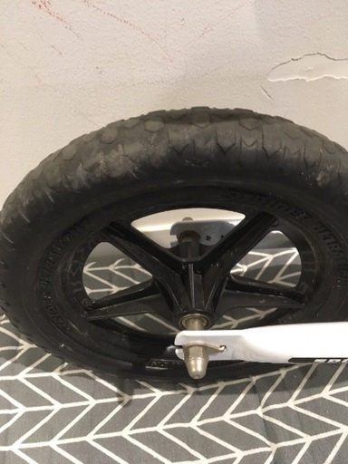 STRIDER 白 室内保管 中古 ストライダー