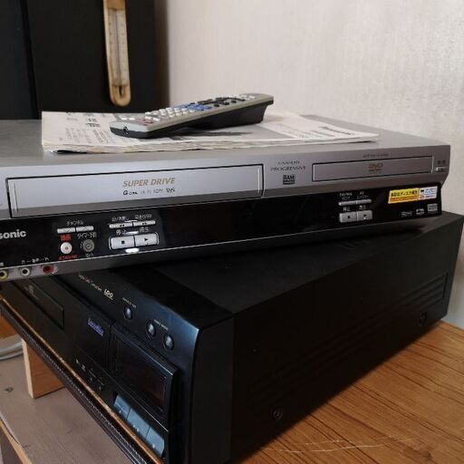 VHSもDVDも再生出来るプレーヤー