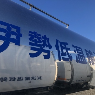 【正社員】10ｔ大型タンクローリードライバー（運転手）の画像