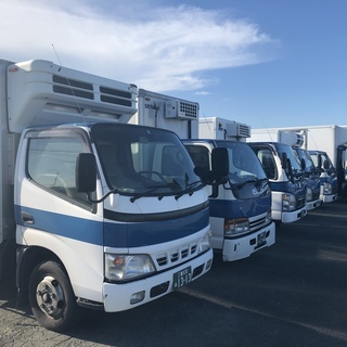 【正社員】10ｔ大型タンクローリードライバー（運転手）の画像