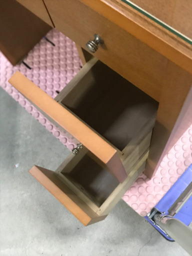 ニトリ 片袖ドレッサー リップ