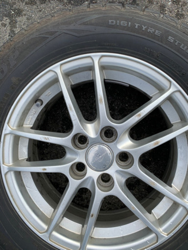 プリウスに最適　195/65R15 スタッドレスタイヤ　アルミホイールセット