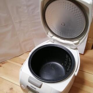 炊飯器の画像