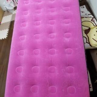値下げ★ハローキティ エアーベッドです。