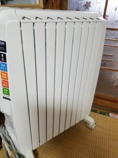 今話題の風が出ない暖房機デロンギ