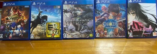 【値下げ】PS4Pro(1TB)+ソフト5本