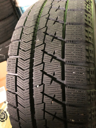 スタッドレスタイヤ　4本