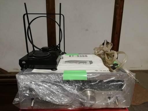 中古ＡＭ・ＦＭステレオ・チューナー　形ＫＴ－３３００　トリオ製　売ります