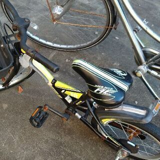 16インチ男の子用自転車