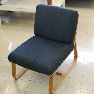 専用♪無印☆リビングでもダイニングでも使える ソファーチェア☆ダークグレー☆肘掛 無印良品リビングでもダイニングでもつかえるソファチェア肘掛け付き