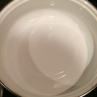 鍋(未使用品)の画像