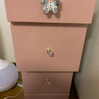 三段棚　ビジュ　キラキラ　ピンク　姫系家具好きな方に💕