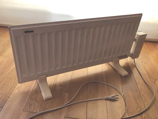 WOSAB オイルラジエーター 中古 動作確認済み　400w ★申し訳ないです！12/4に取引予定でしたお品です。緊急再出品です
