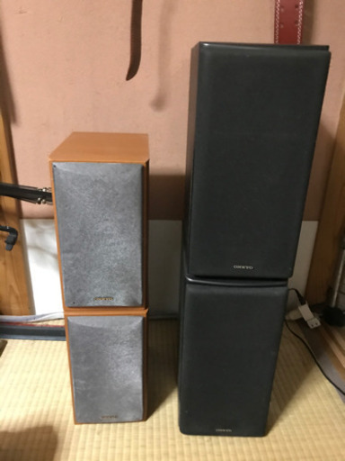 ONKYOのスピーカー4つ