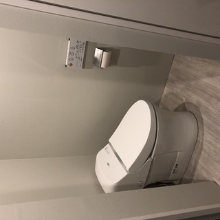 DIYサポートお願いします！バスルームのモールディング