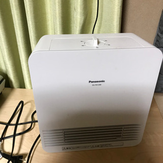 Panasonic セラミックファンヒーター　17年製