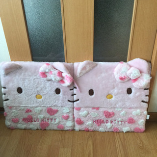 キティちゃん座布団
