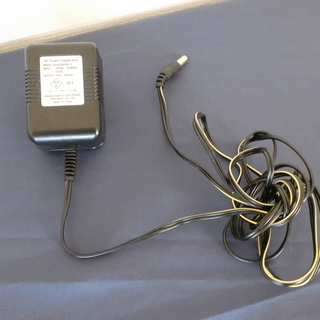 ご活用下さい！ACアダプター　DC3V　300mA