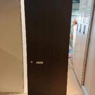 中古品  一人用 木製ロッカーお売りします。