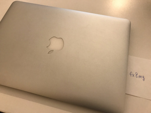 MacBook Air 2013 箱、純正コードあり